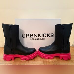 URBNKICKS Women's Double Zipper Black Leather Boots with pink sole